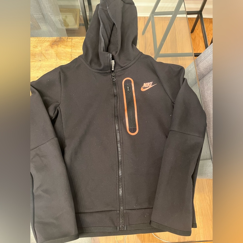 Nike Sportswear Tech Fleece Zip Hoodie
Black